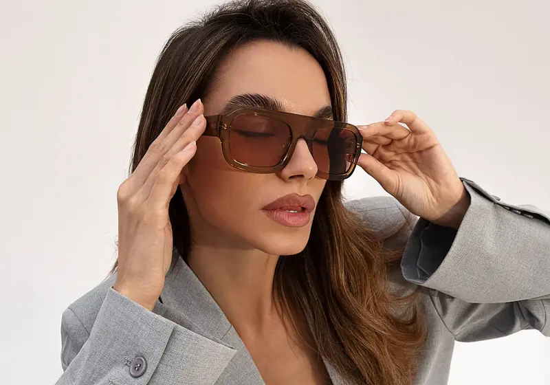 All the Top Models Are Obsessed with These Chic Sunglasses: Cool Girls Wear Vehla