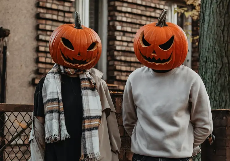 7 Iconic Halloween Costumes for Young Couples