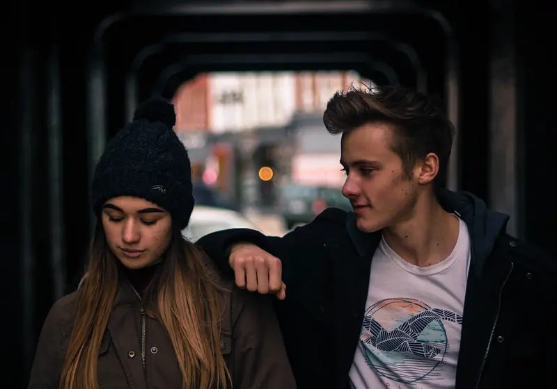 5 Cons of Having a Guy Best Friend As a Girl