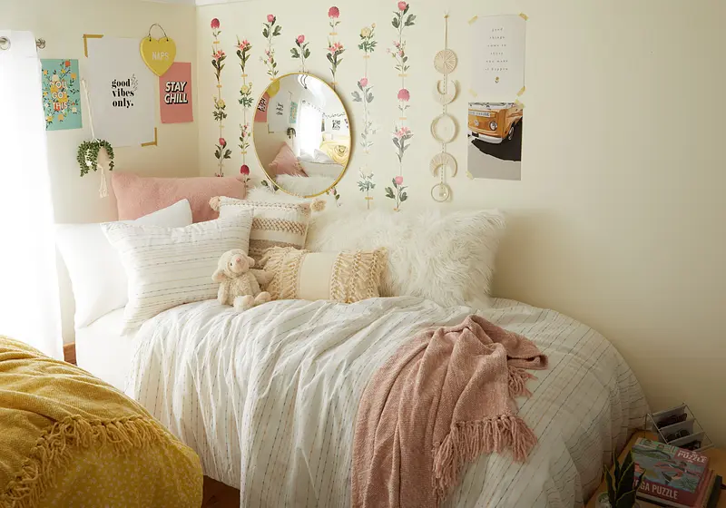 How to Make Your College Experience More Homey: Dormify Your Living Space