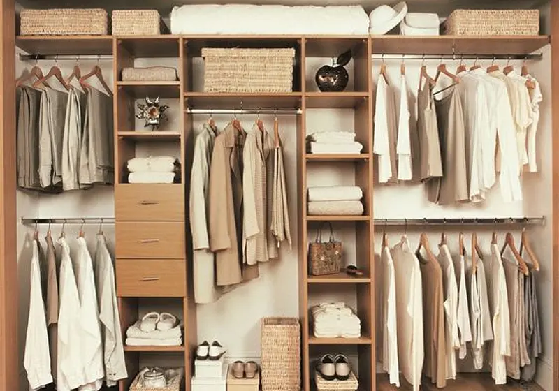 4 Strategies to Keep Your Wardrobe Organized